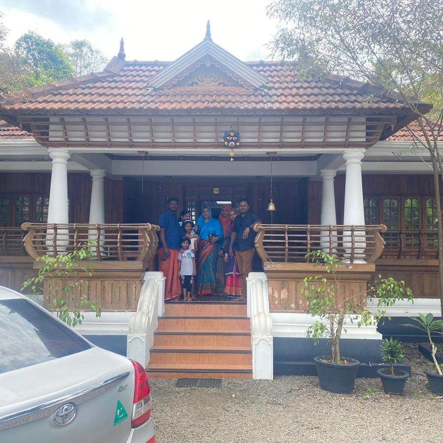 Ferienwohnung Jungle View Thekkady Exterior foto