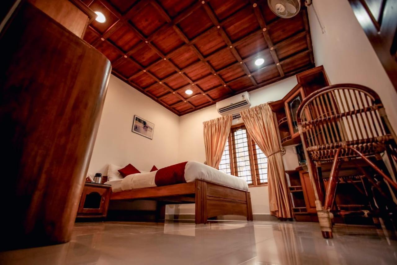 Ferienwohnung Jungle View Thekkady Exterior foto