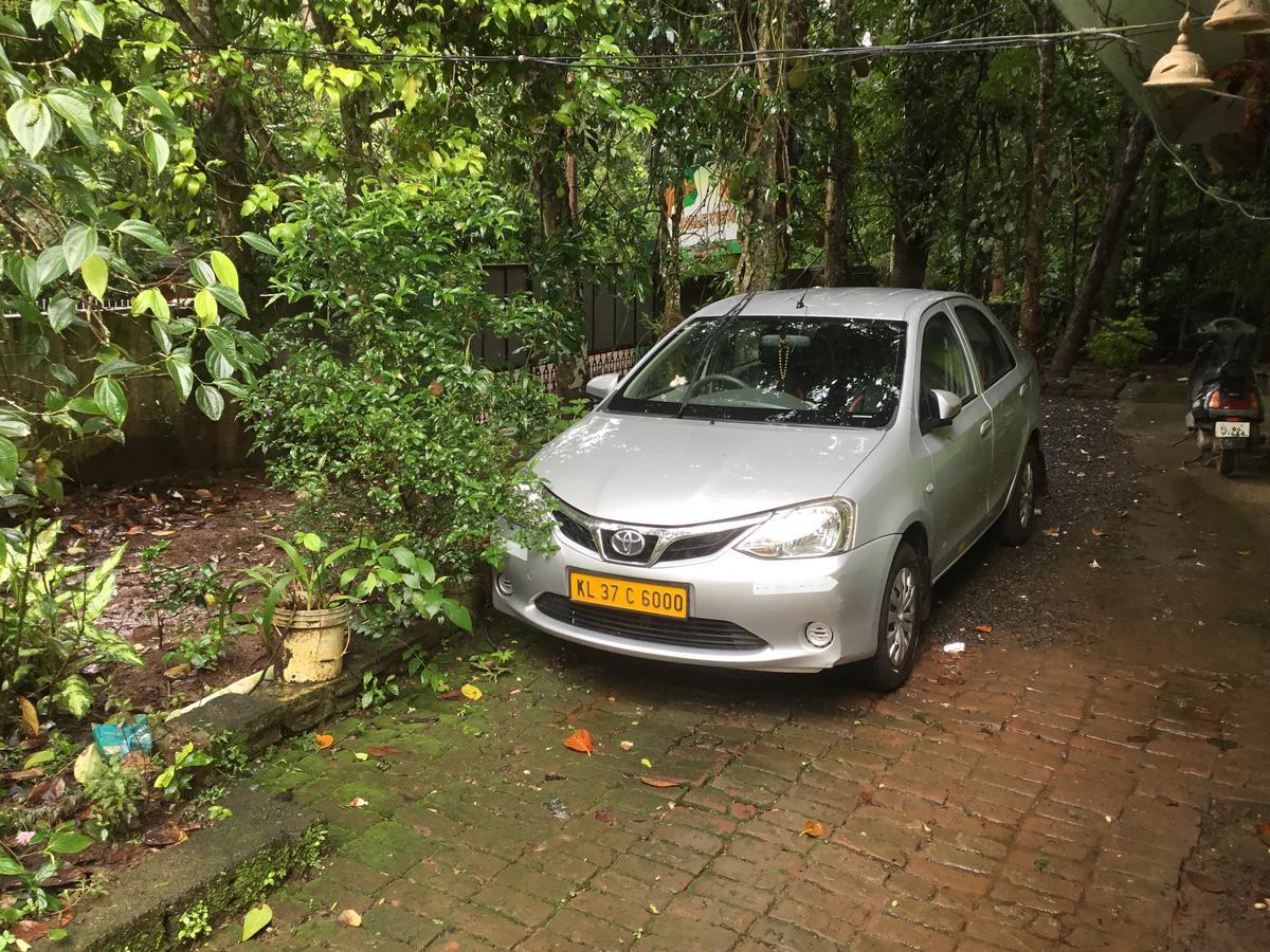 Ferienwohnung Jungle View Thekkady Exterior foto